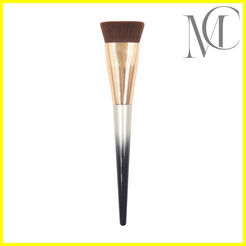 Two-color flat foundation brush