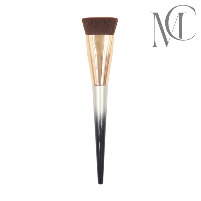 Two-color flat foundation brush Two-color flat foundation brush