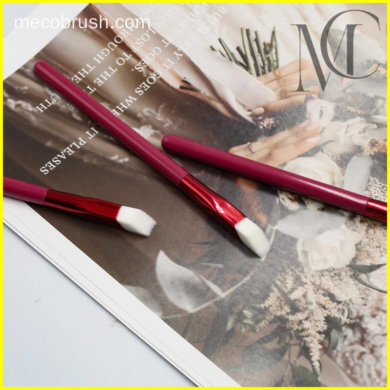 Brosses à sourcils carrées