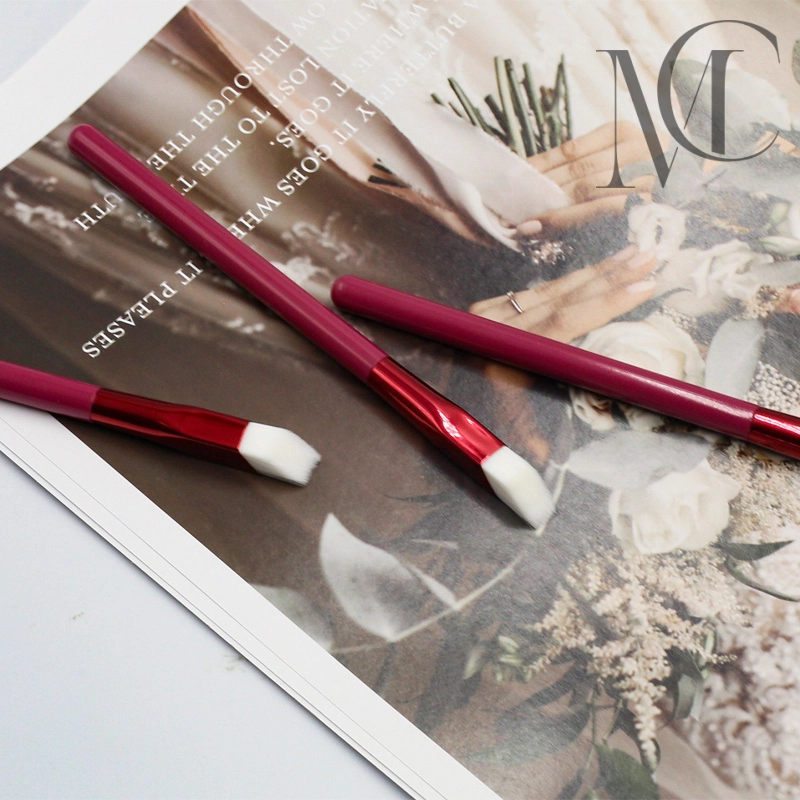 Square eyebrow brushes