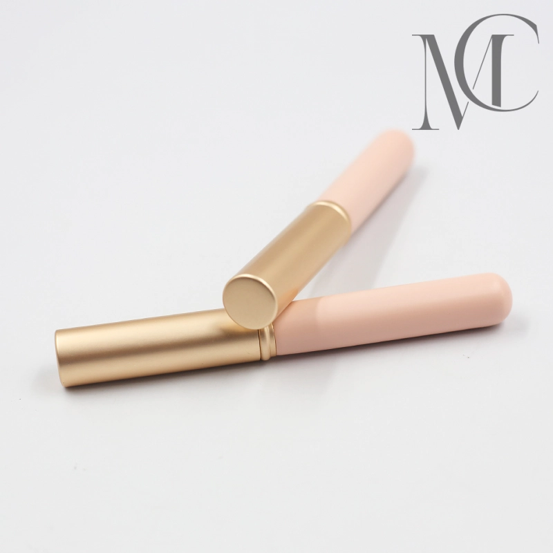 single Light pink lip brush