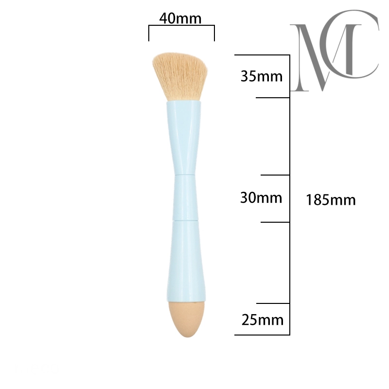 Mul t i funct ional 4-in-1 Makeup Brush size