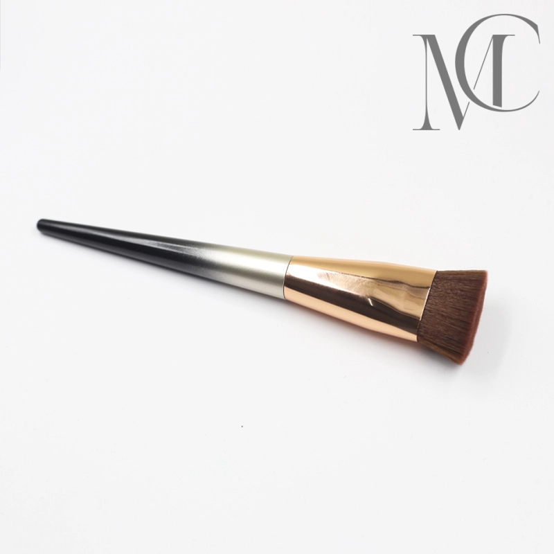 Two-color flat foundation brushes