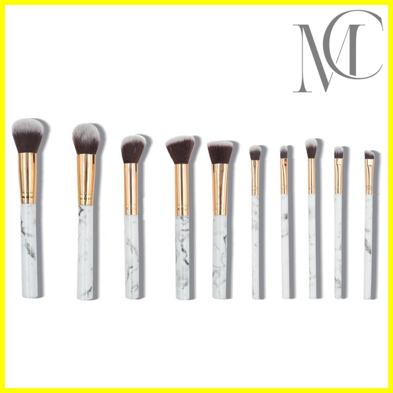 ensemble de pinceaux de maquillage professionnels