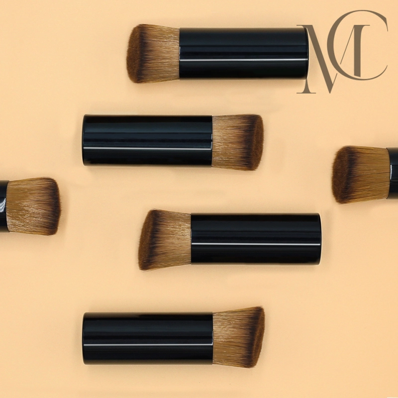 Portable liquid foundation brushes
