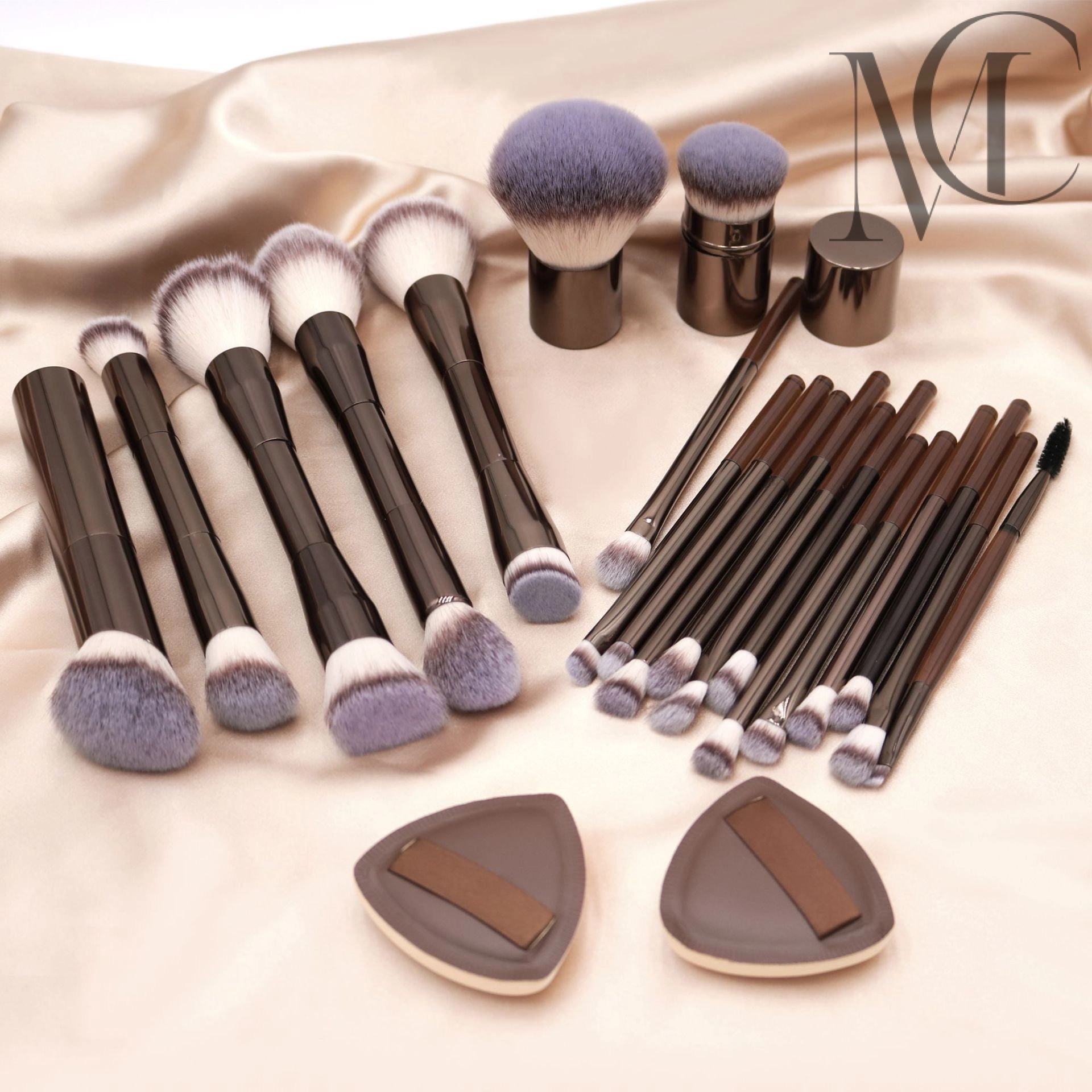 22 piece makeup brush set wholesale Makeup brush set with purple bristles and brown handles on silk fabric.