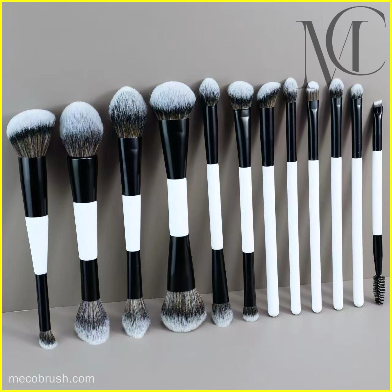 Dual-Ended Pro Makeup Brush Set manufacturer